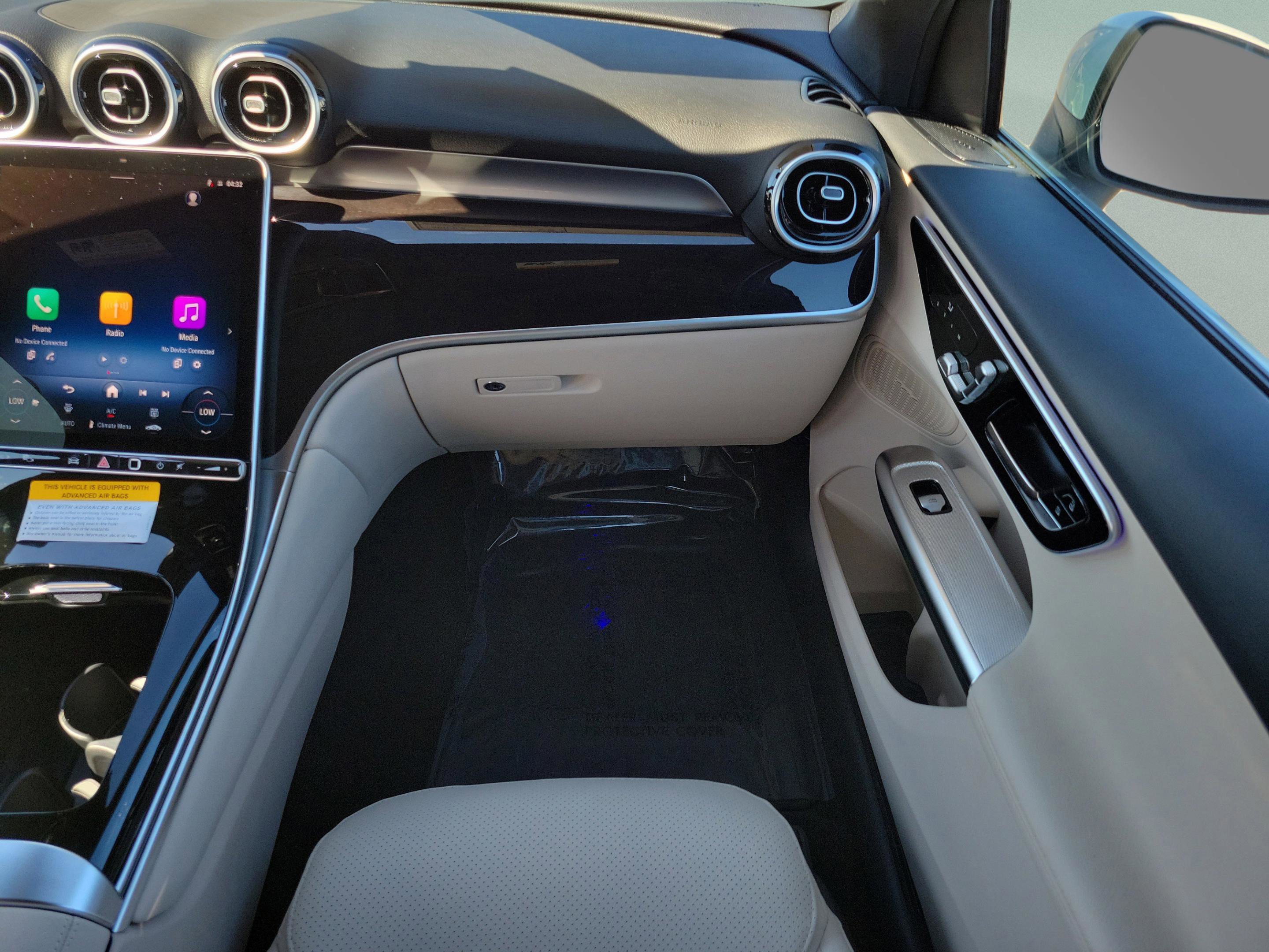 Certified 2026 Mercedes-Benz GLC 300 image 12