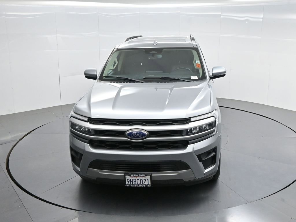 Used 2023 Ford Expedition XLT image 42