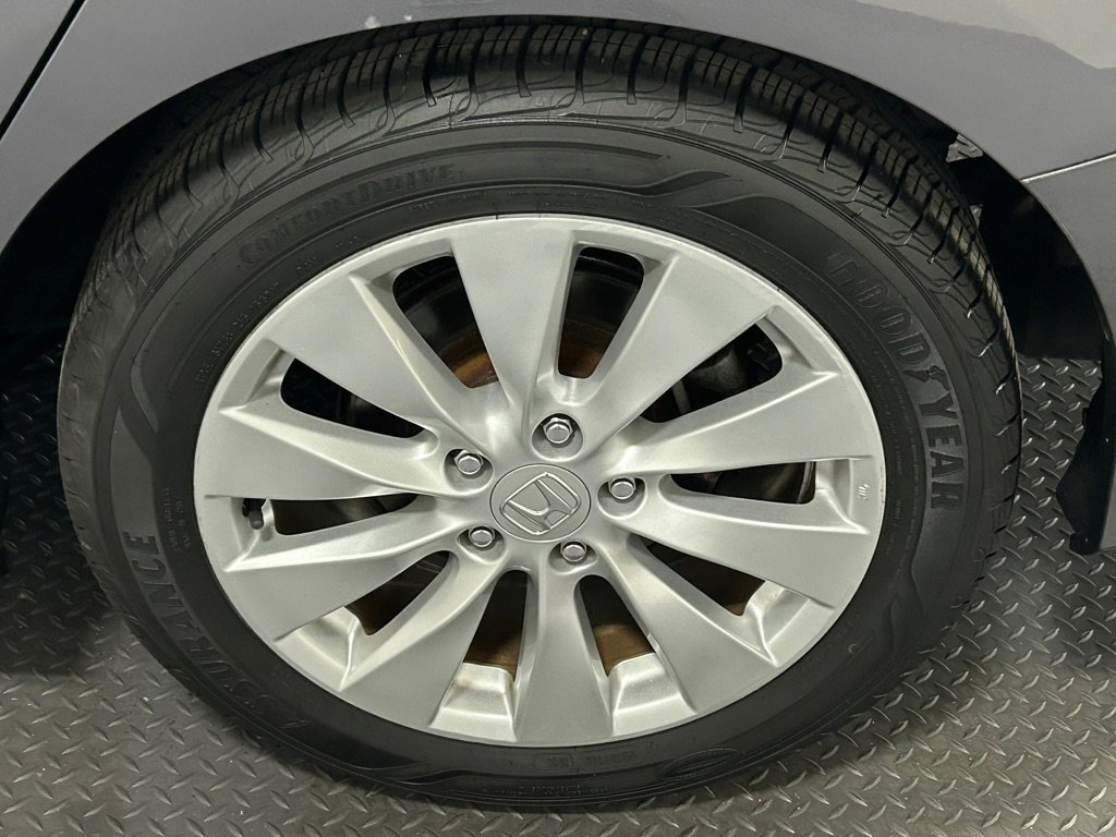 Used 2013 Honda Accord EX-L image 19