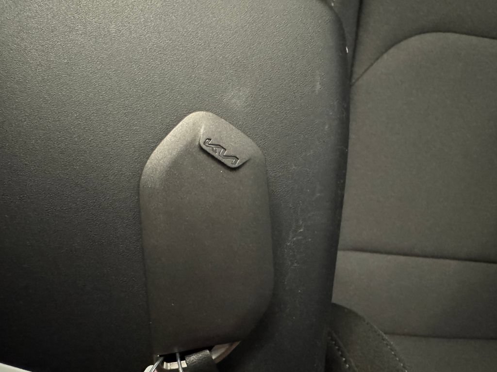Used 2026 Kia K4 FWD image 17