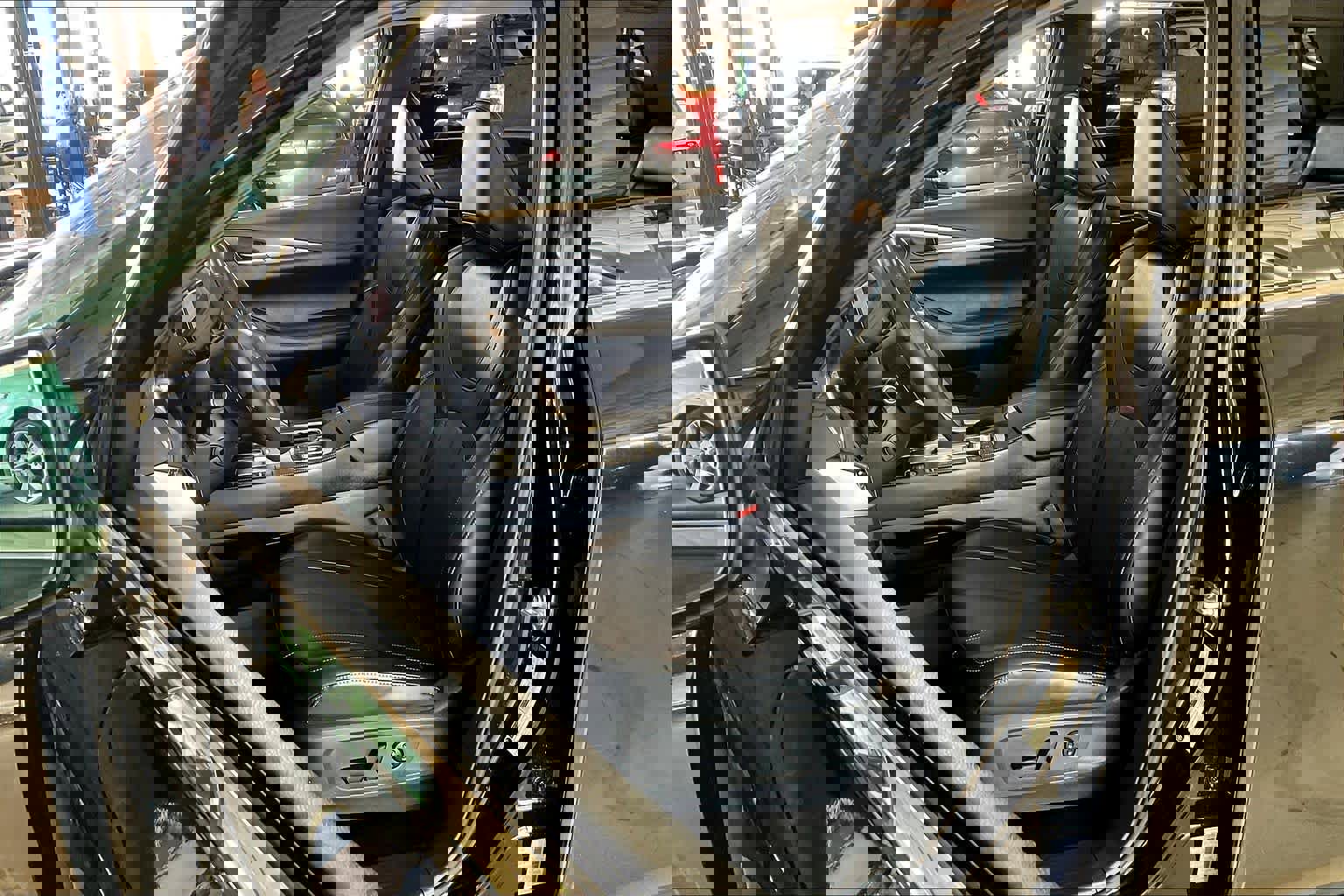 Used 2023 INFINITI QX60 Luxe w/ Cargo Package image 7