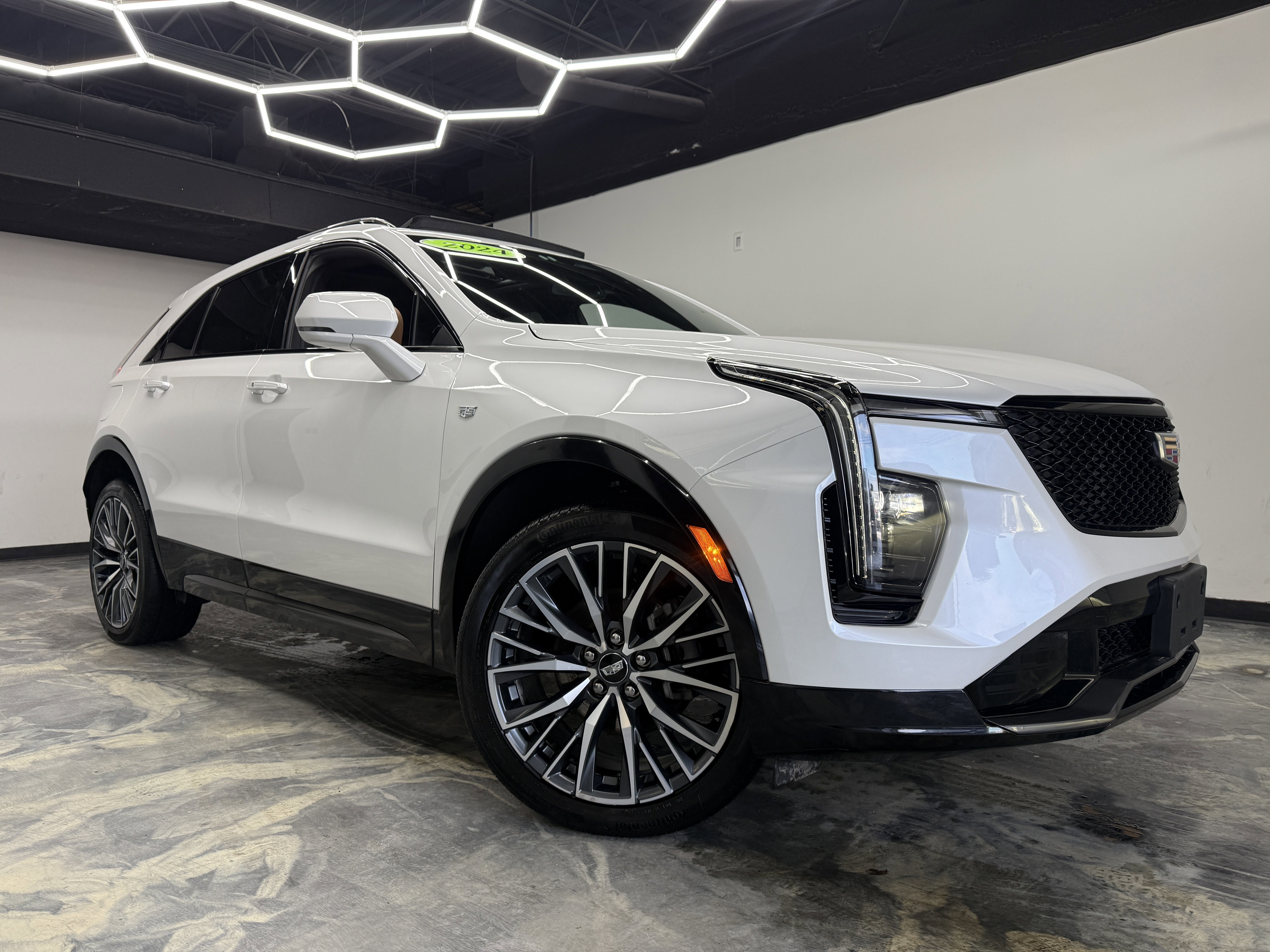 Used 2024 Cadillac XT4 Sport image 6