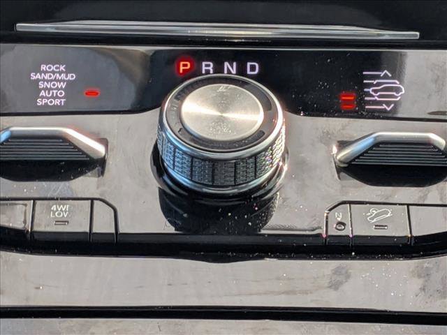 Used 2024 Jeep Grand Cherokee Overland w/ Trailer Tow Package image 12