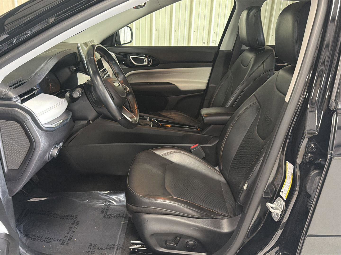 Used 2022 Jeep Compass Limited w/ Sun and Sound Group image 13