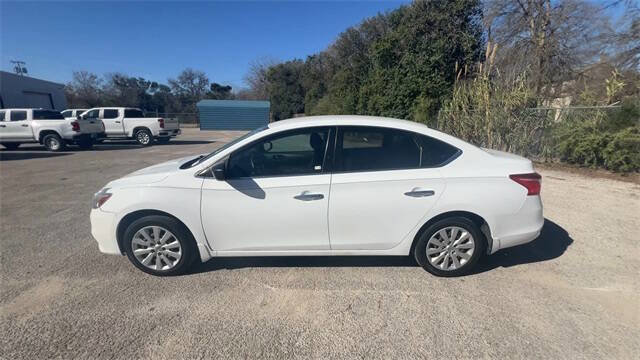 Used 2017 Nissan Sentra S image 5