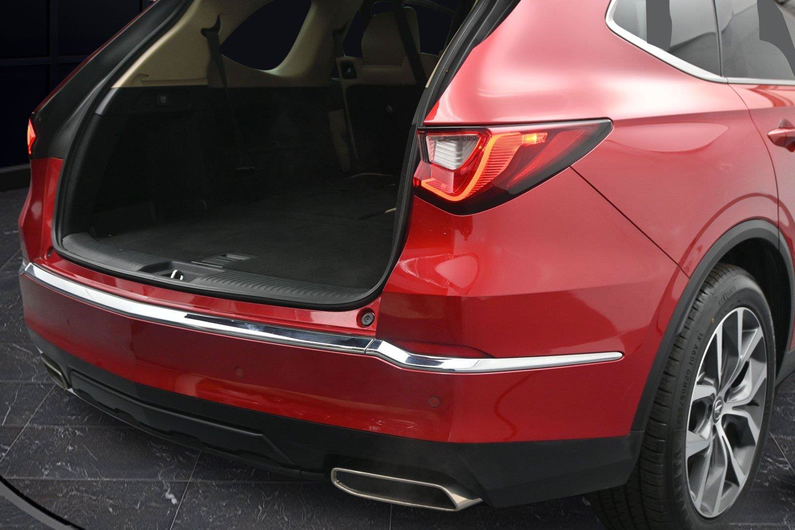 Certified 2024 Acura MDX w/ Technology Package AWD/4WD image 12