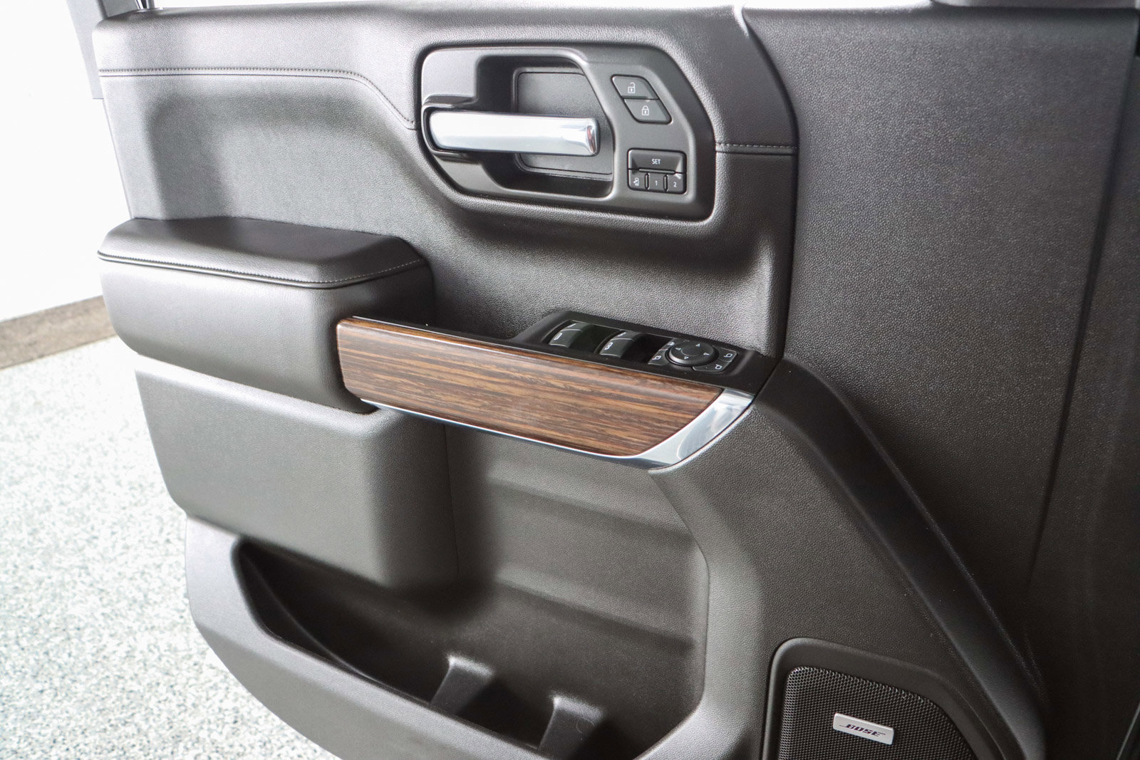 Used 2021 Chevrolet Silverado 1500 High Country image 26