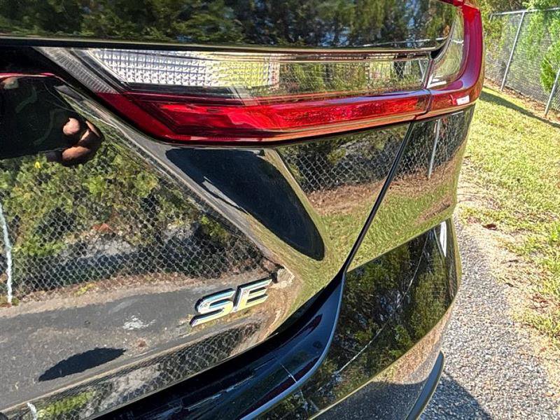 Used 2025 Toyota Camry SE image 38
