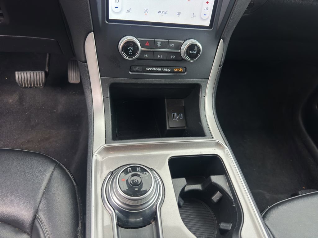 Used 2023 Ford Edge SEL image 19