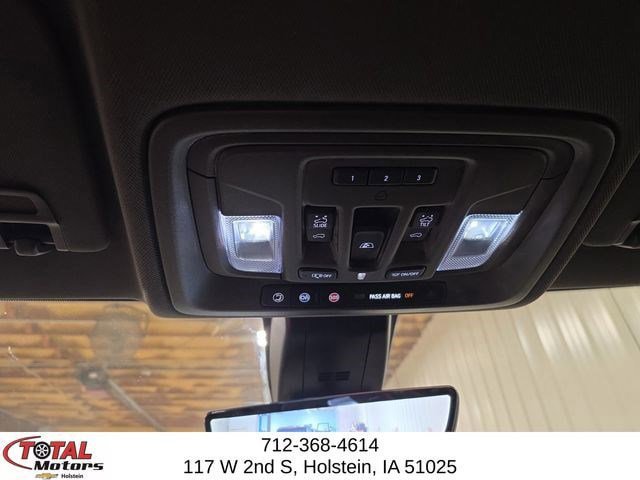 Used 2020 Chevrolet Silverado 1500 LTZ w/ LTZ Premium Package AWD/4WD image 20