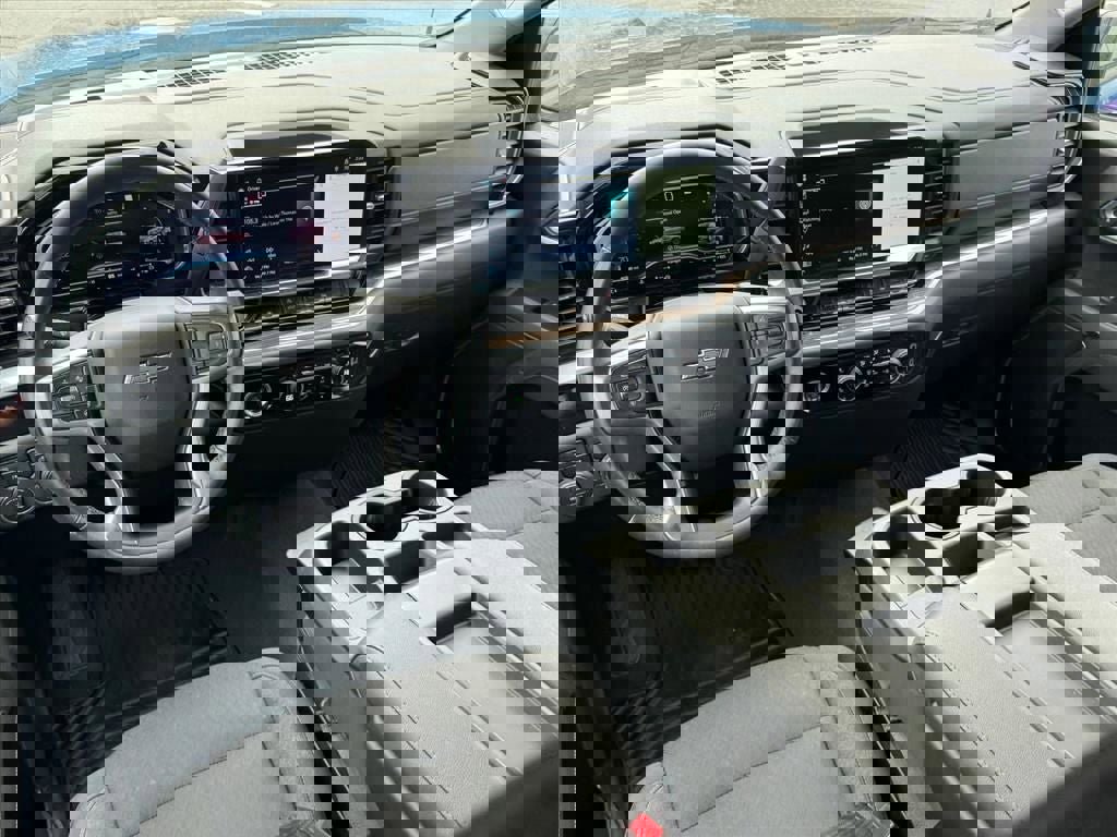 Used 2022 Chevrolet Silverado 1500 RST image 12