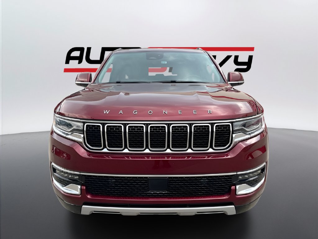 Used 2022 Jeep Wagoneer Series II AWD/4WD image 2