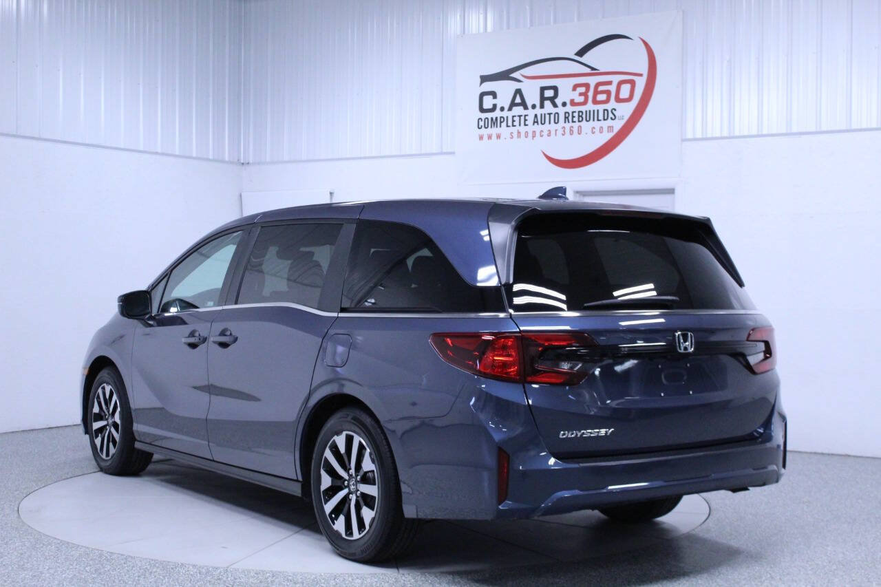 Used 2025 Honda Odyssey EX-L image 4