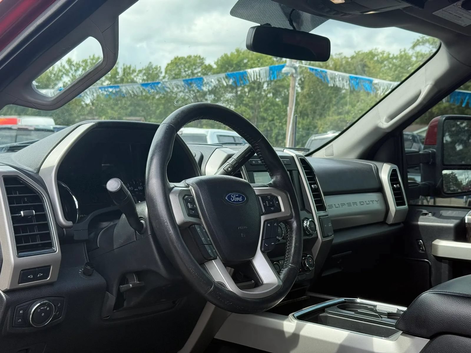 Used 2019 Ford F350 Lariat w/ Lariat Value Package AWD/4WD image 19