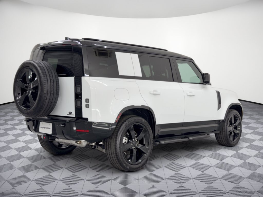 New 2026 Land Rover Defender 110 X-Dynamic SE AWD/4WD image 9