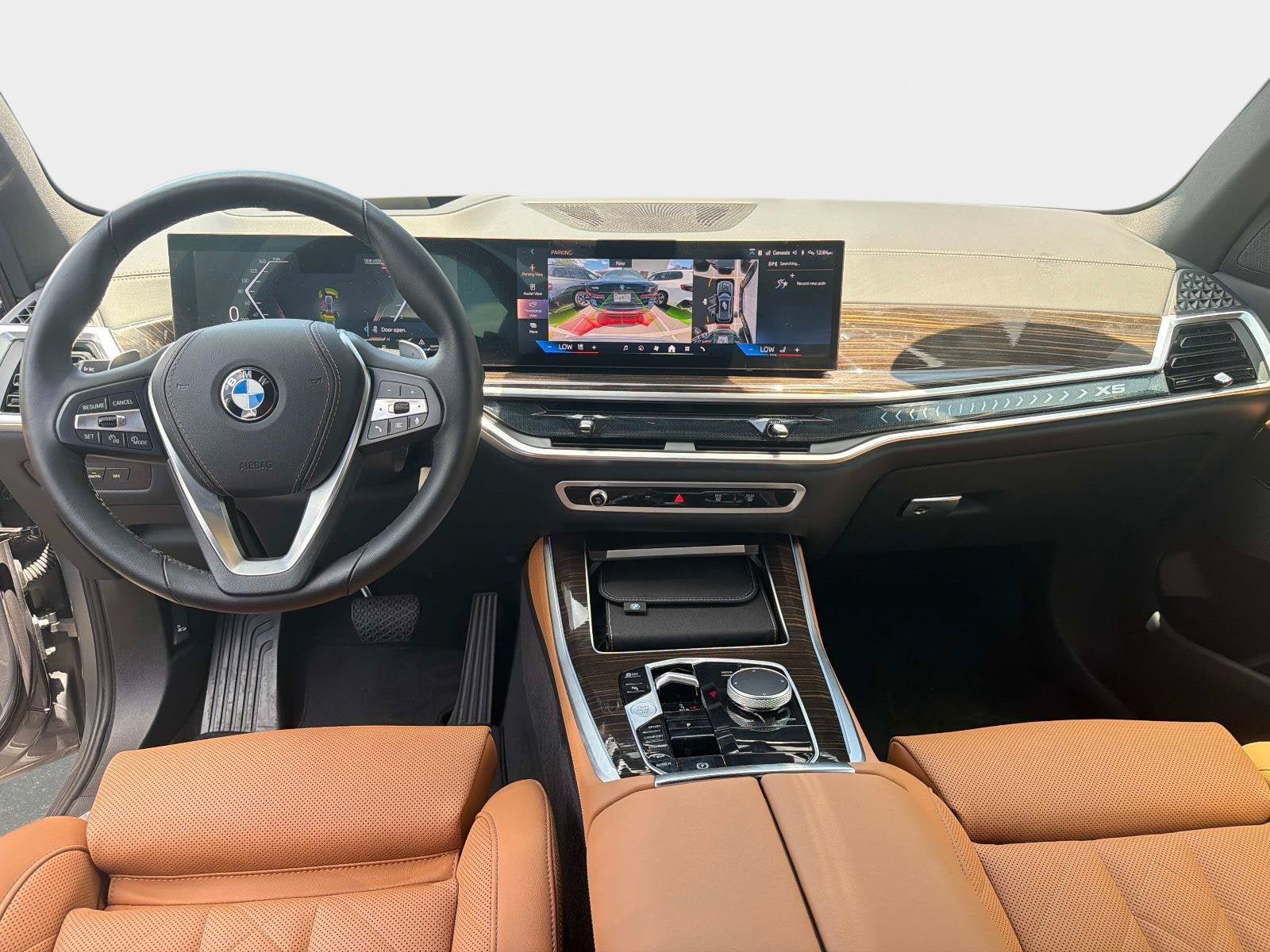Used 2025 BMW X5 xDrive40i w/ Parking Assistance Package AWD/4WD image 15