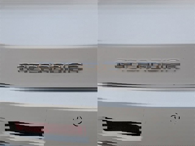 Used 2022 GMC Acadia Denali w/ Denali Ultimate Package image 7