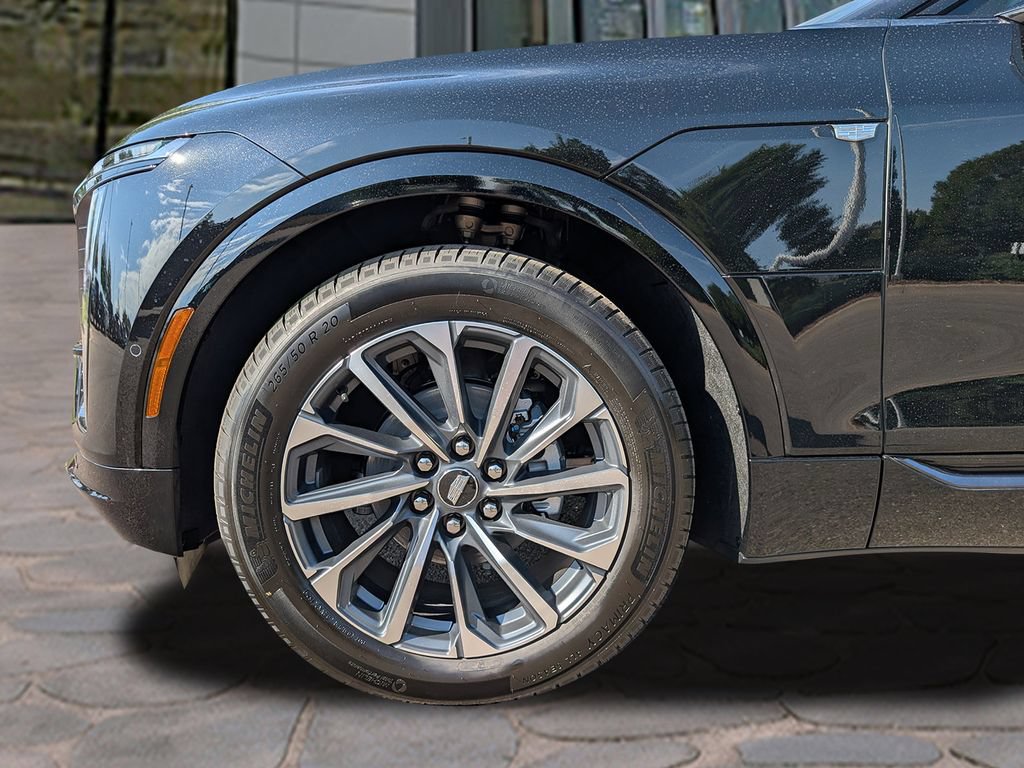 New 2026 Cadillac Lyriq Sport AWD/4WD image 9