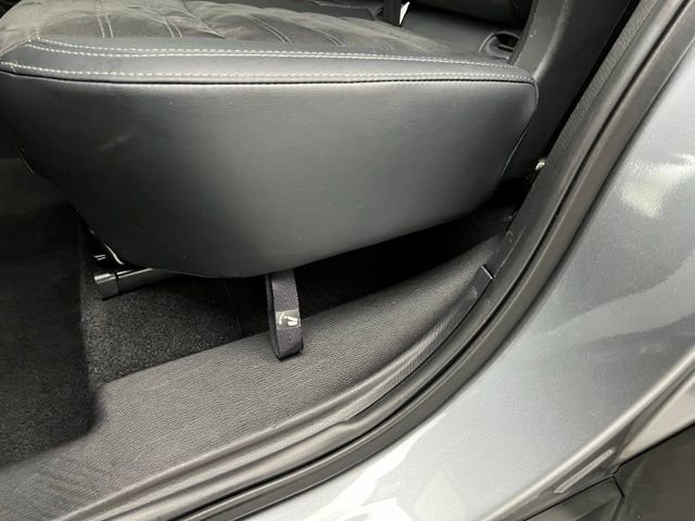 Used 2024 Mitsubishi Outlander SE image 39