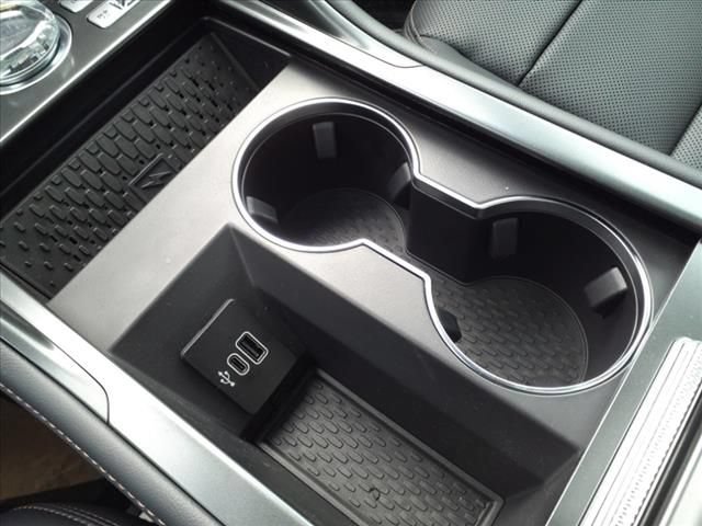 New 2024 Lincoln Nautilus Premier w/ Equipment Group 102A AWD/4WD image 15