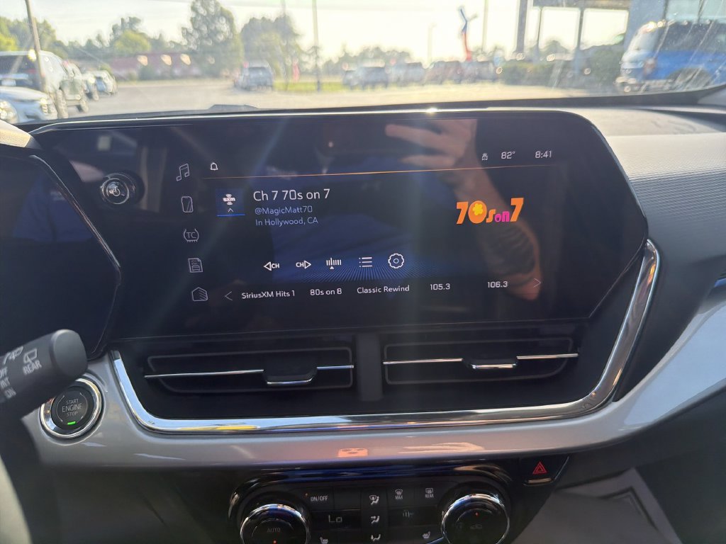 Used 2025 Chevrolet Trax LT w/ Driver Confidence Package FWD image 21