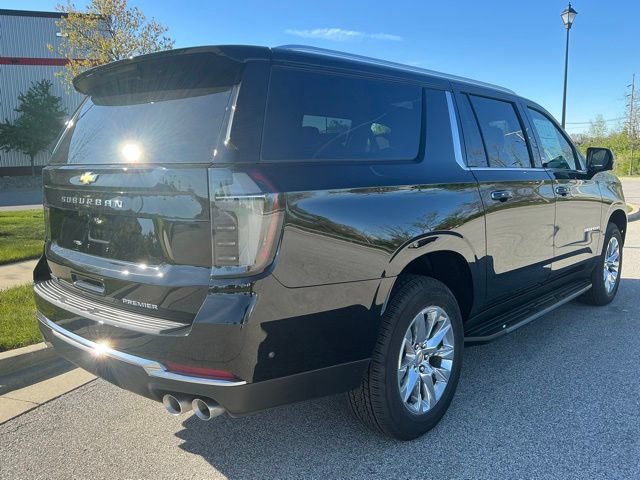 New 2026 Chevrolet Suburban Premier w/ Sun And Tow Package AWD/4WD image 5