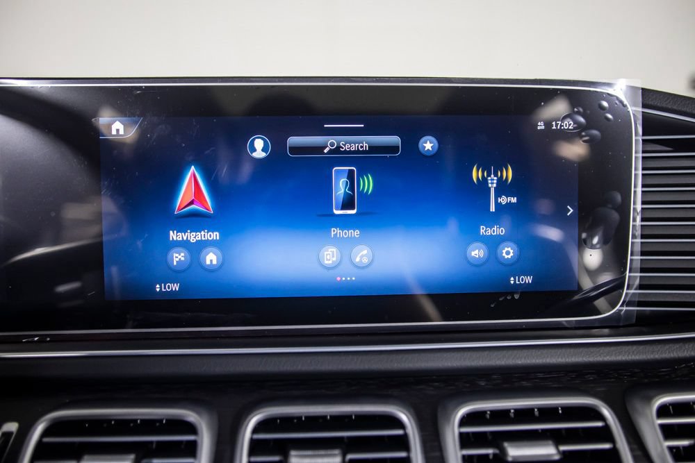 Used 2025 Mercedes-Benz GLS 580 4MATIC image 32