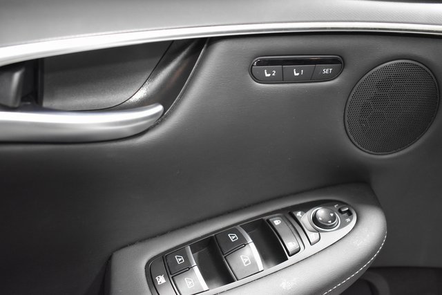 Used 2025 INFINITI QX50 Luxe image 15