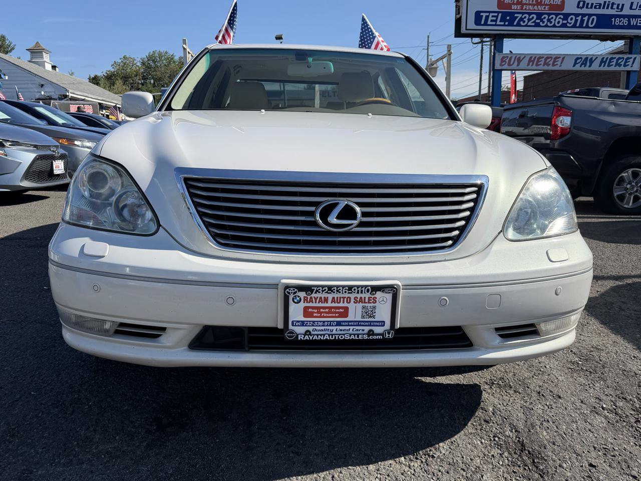 Used 2005 Lexus LS 430 RWD image 3