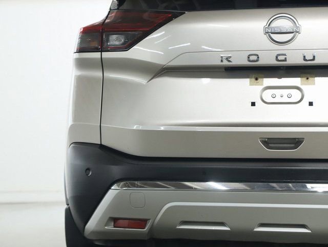 Used 2022 Nissan Rogue Platinum w/ Head-Up Display Package image 46