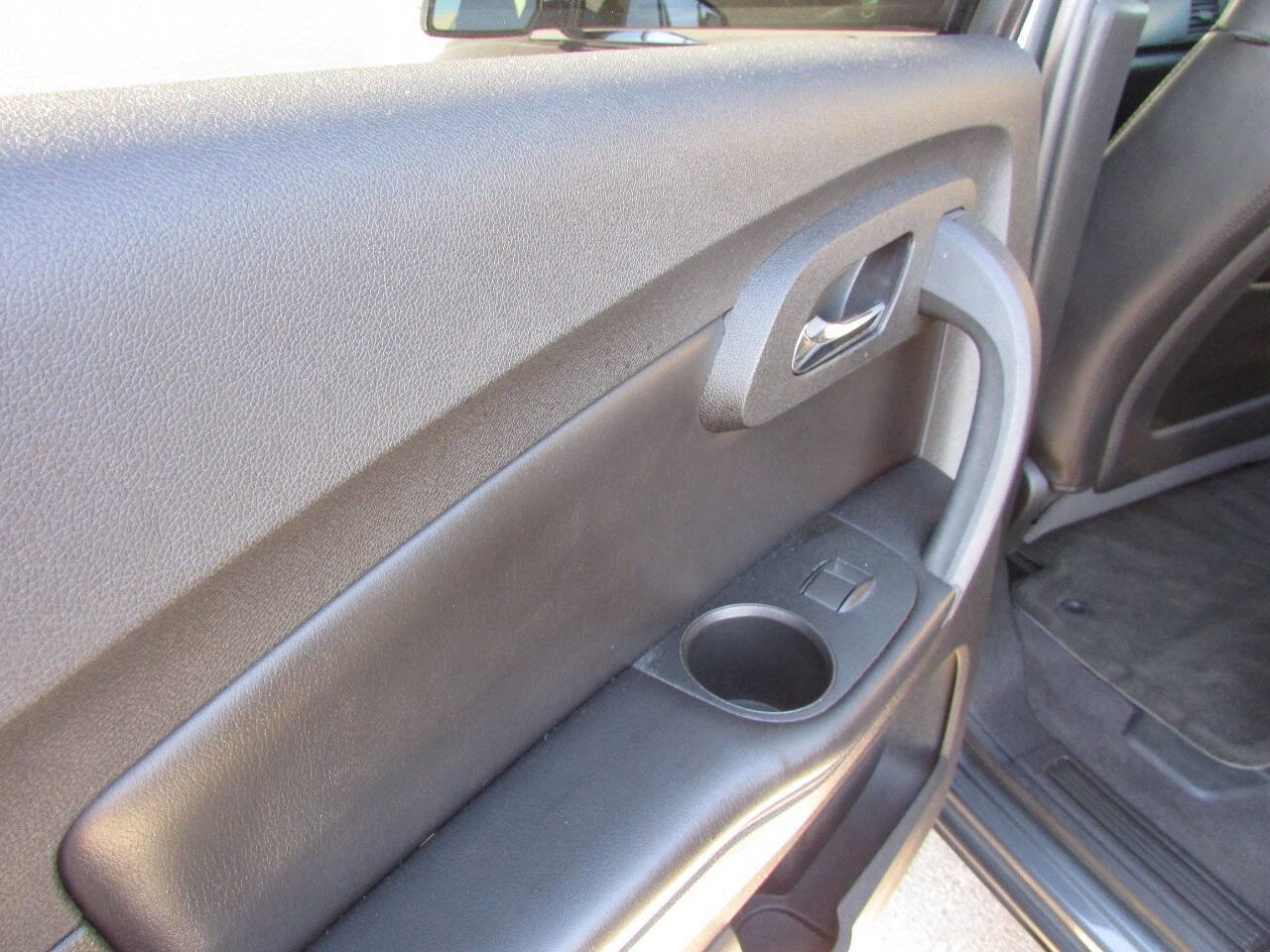 Used 2009 Chevrolet Traverse LT image 19