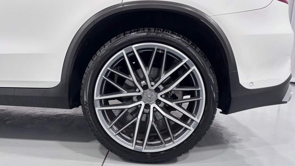 Used 2021 Mercedes-Benz GLC 43 AMG 4MATIC image 31