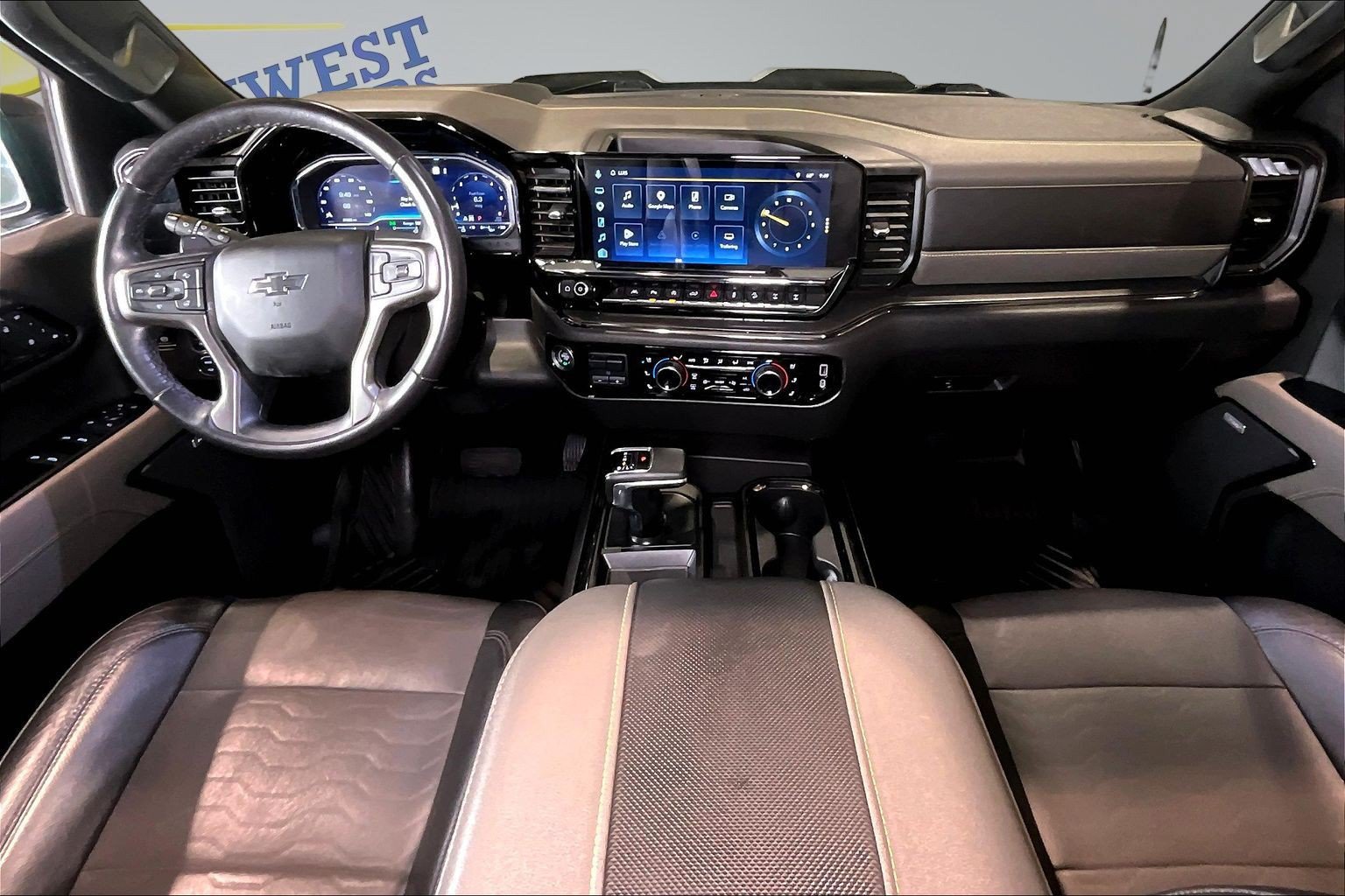 Used 2023 Chevrolet Silverado 1500 ZR2 w/ Technology Package AWD/4WD image 8