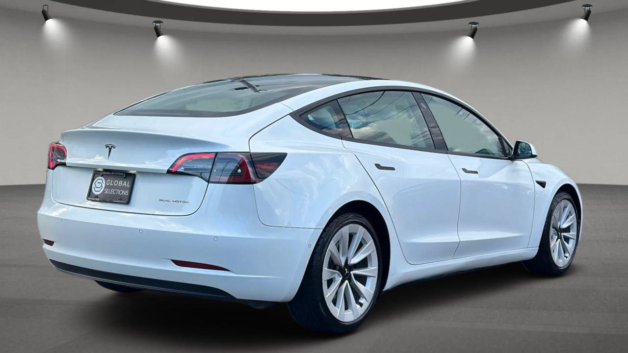 Used 2022 Tesla Model 3 Long Range AWD/4WD image 6