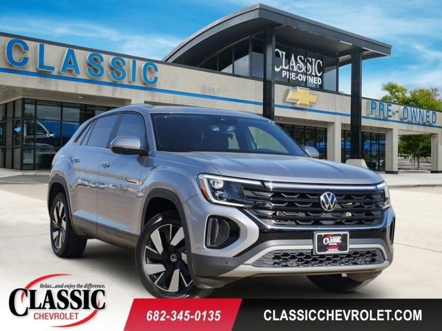 Used 2024 Volkswagen Atlas Cross Sport SE image 1