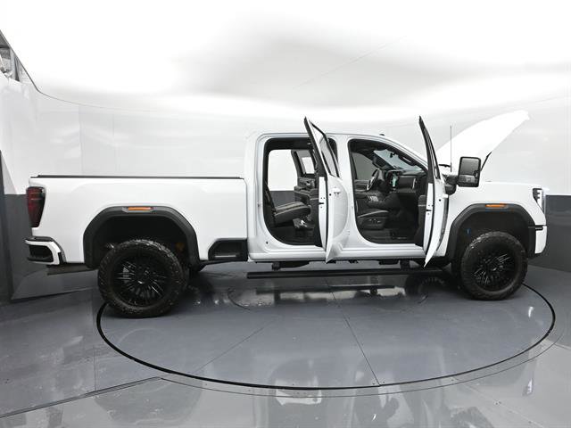 Used 2026 GMC Sierra 2500 AT4X w/ LPO, Black Badging Package AWD/4WD image 54