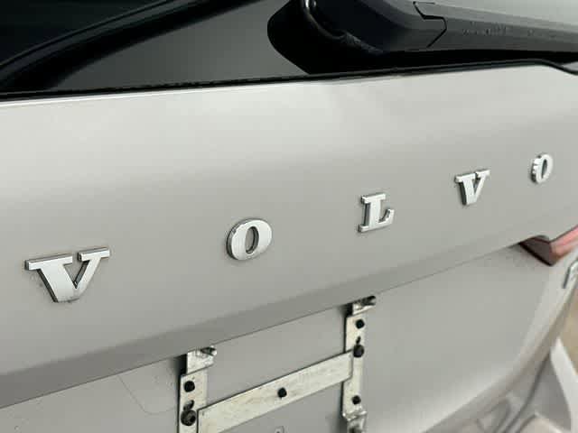 Used 2023 Volvo XC60 B5 Plus w/ Protection Package Premier AWD/4WD image 27