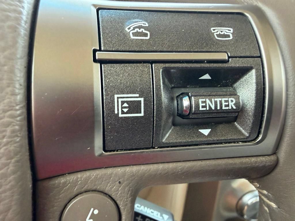 Used 2015 Lexus GX 460 w/ Premium Package AWD/4WD image 17