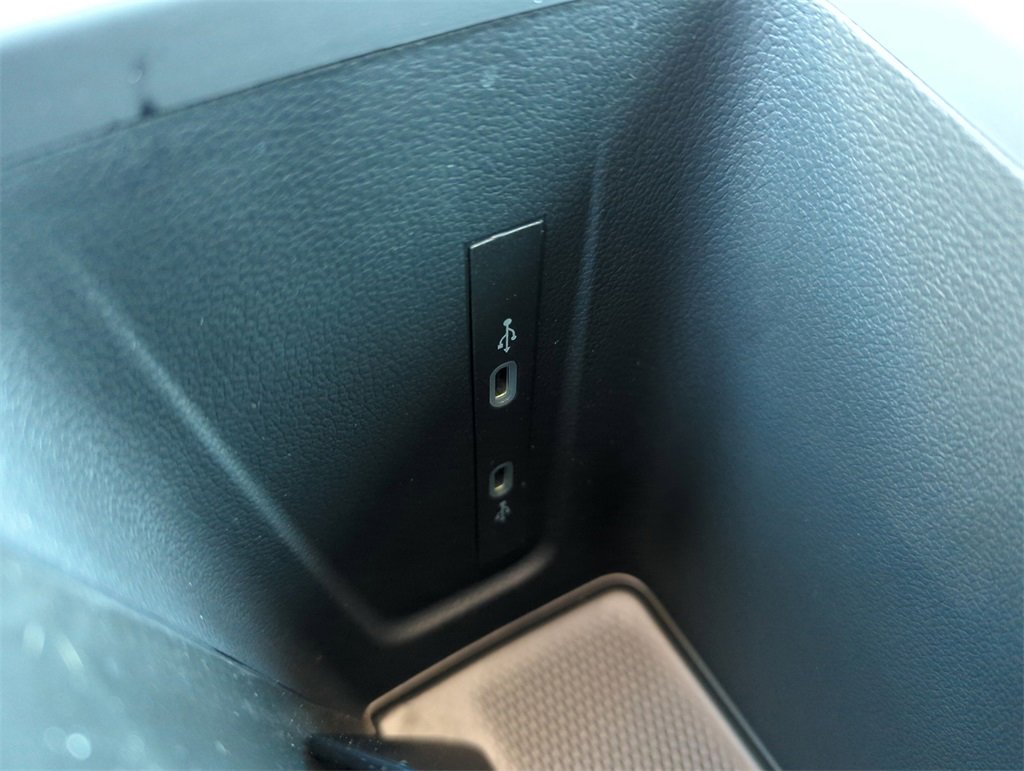 New 2026 Volkswagen Tiguan SE R-Line image 38