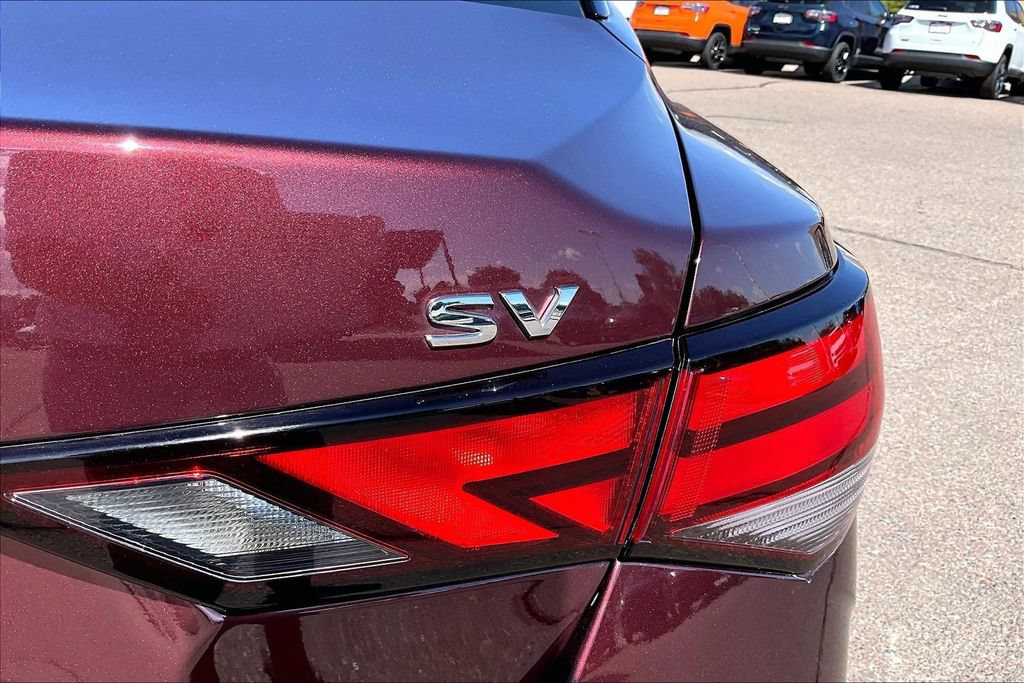 Used 2024 Nissan Sentra SV FWD image 23
