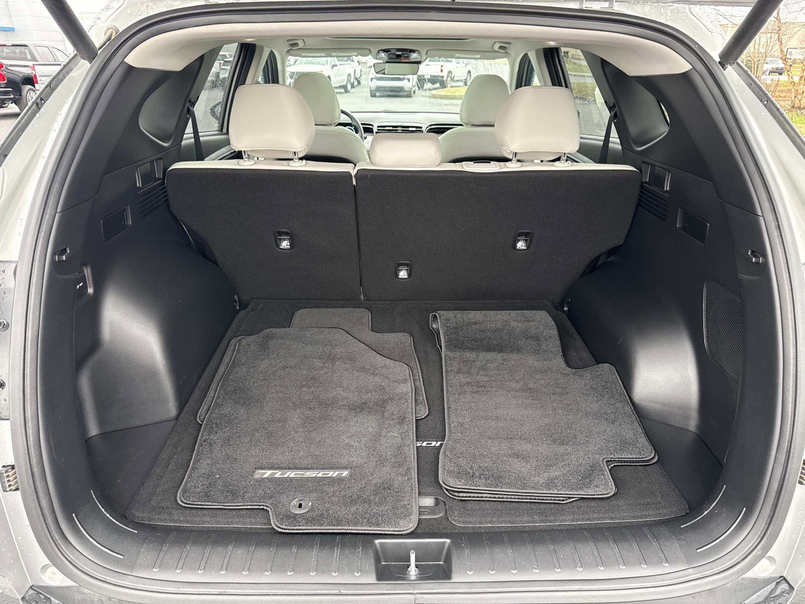 Used 2023 Hyundai Tucson Limited w/ Cargo Package image 21