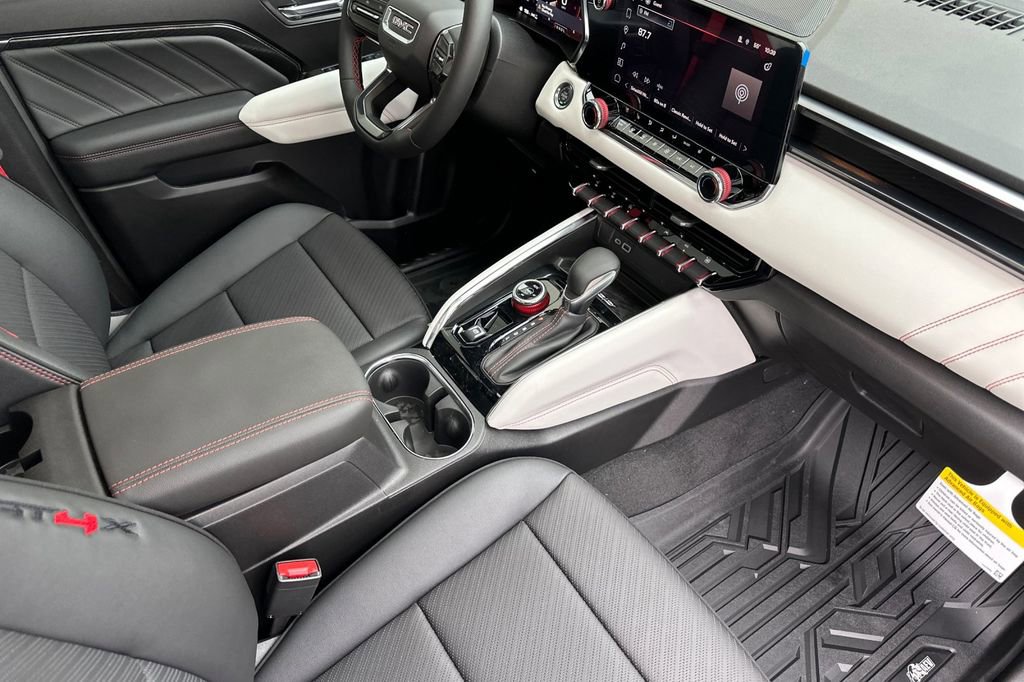 New 2026 GMC Canyon AT4X w/ AT4X AEV Edition AWD/4WD image 13