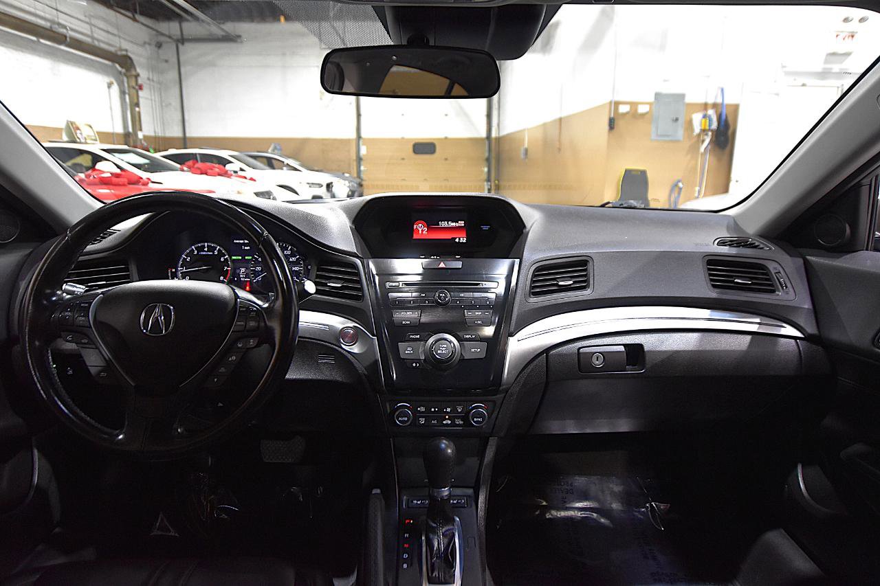 Used 2020 Acura ILX image 29