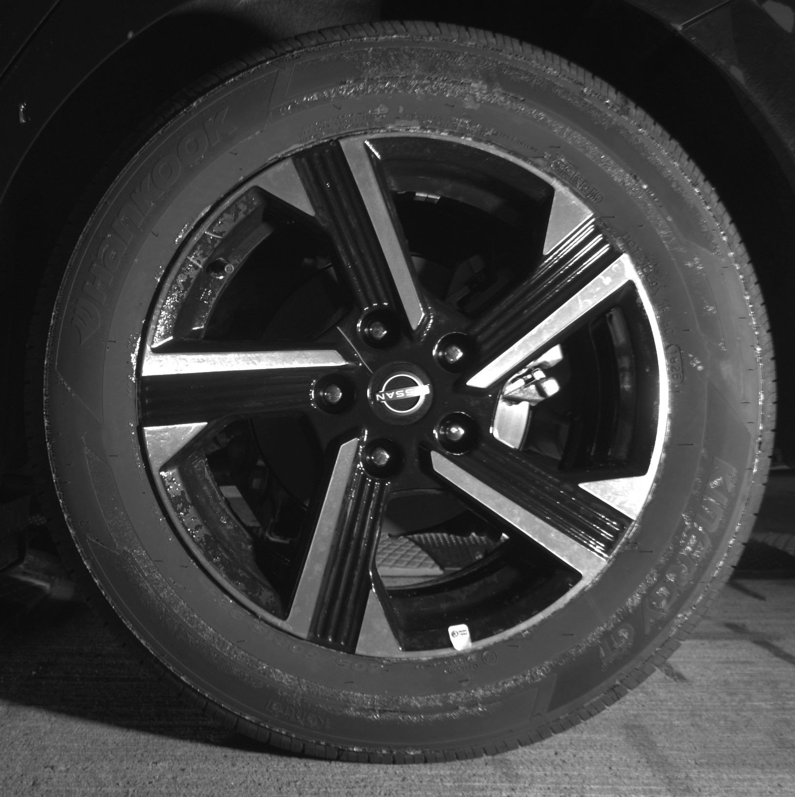 Used 2025 Nissan Sentra SV FWD image 14
