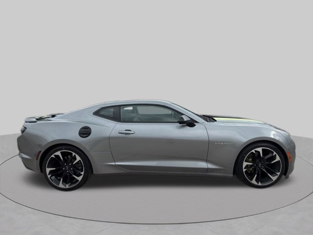 Used 2023 Chevrolet Camaro LT RWD image 2