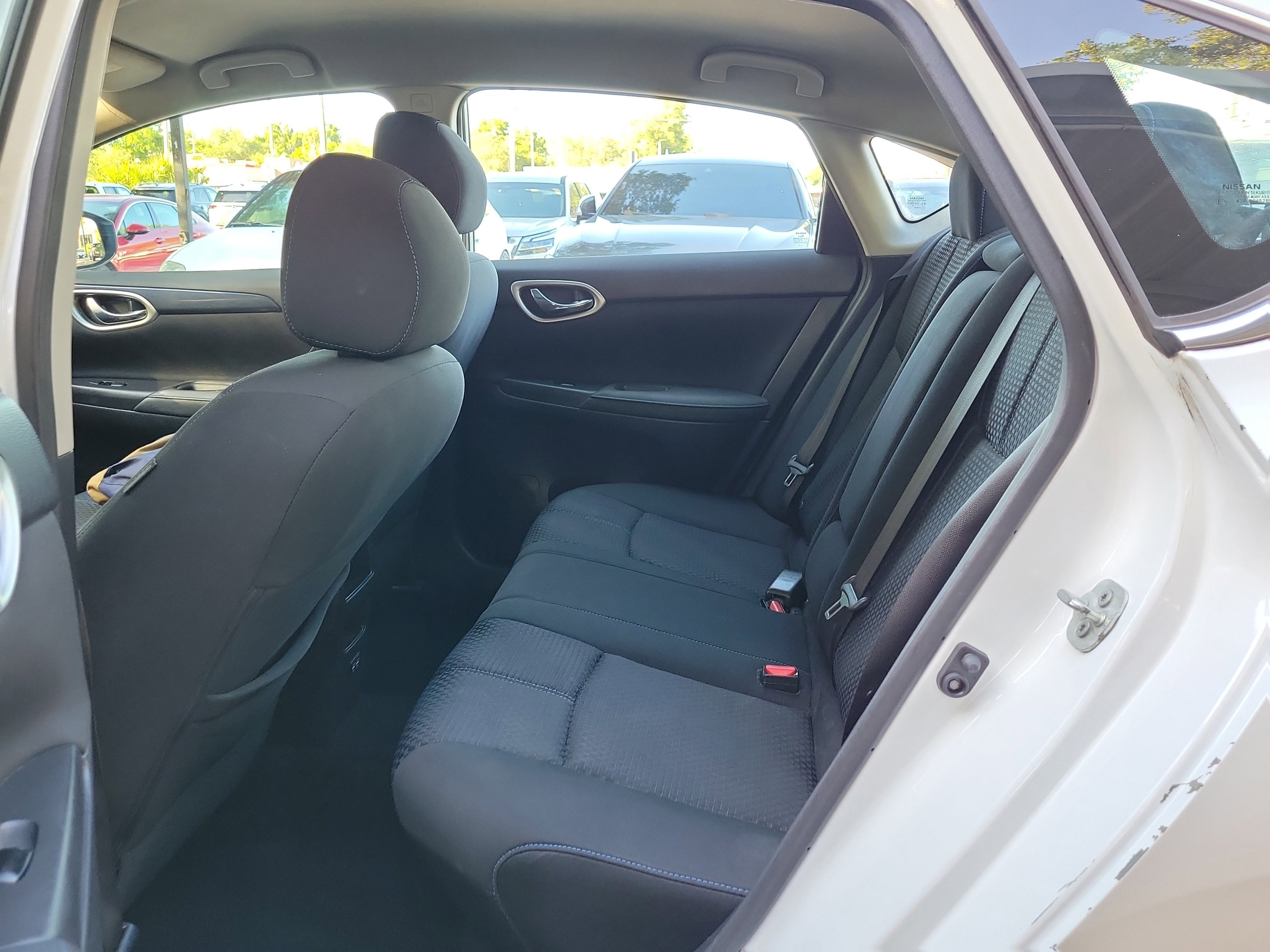 Used 2018 Nissan Sentra SR FWD image 12