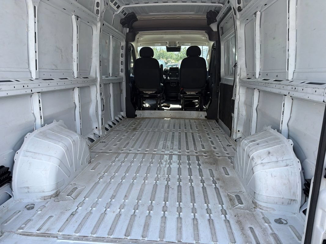 Used 2025 RAM ProMaster 2500 w/ Convenience Group FWD image 5