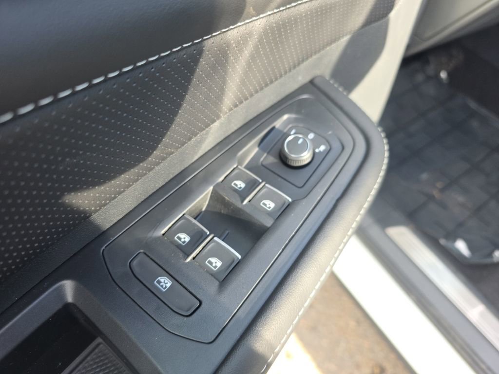 New 2026 Volkswagen Atlas SEL image 10