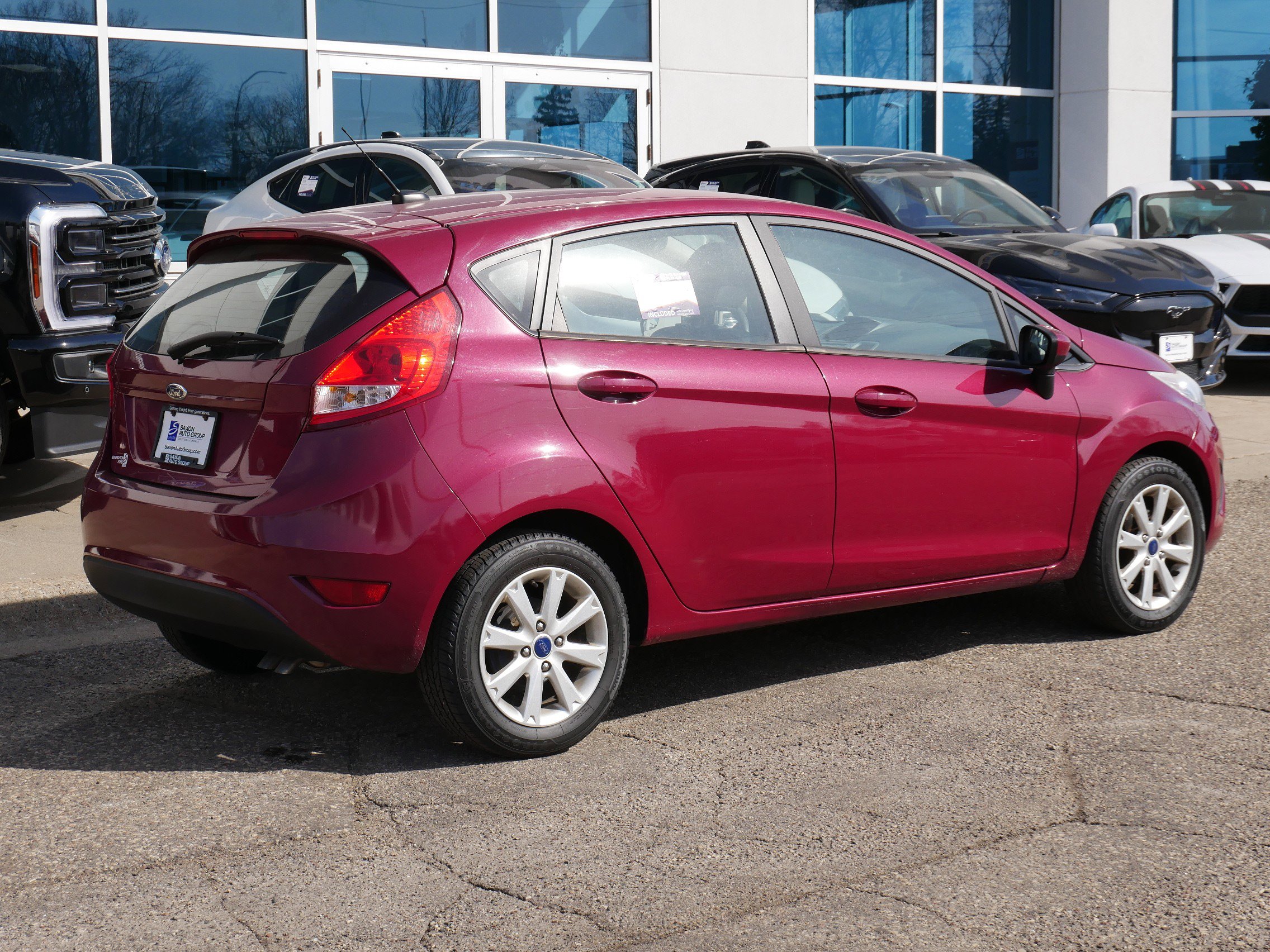 Used 2011 Ford Fiesta SE w/ 203A Rapid Spec Order Code image 3