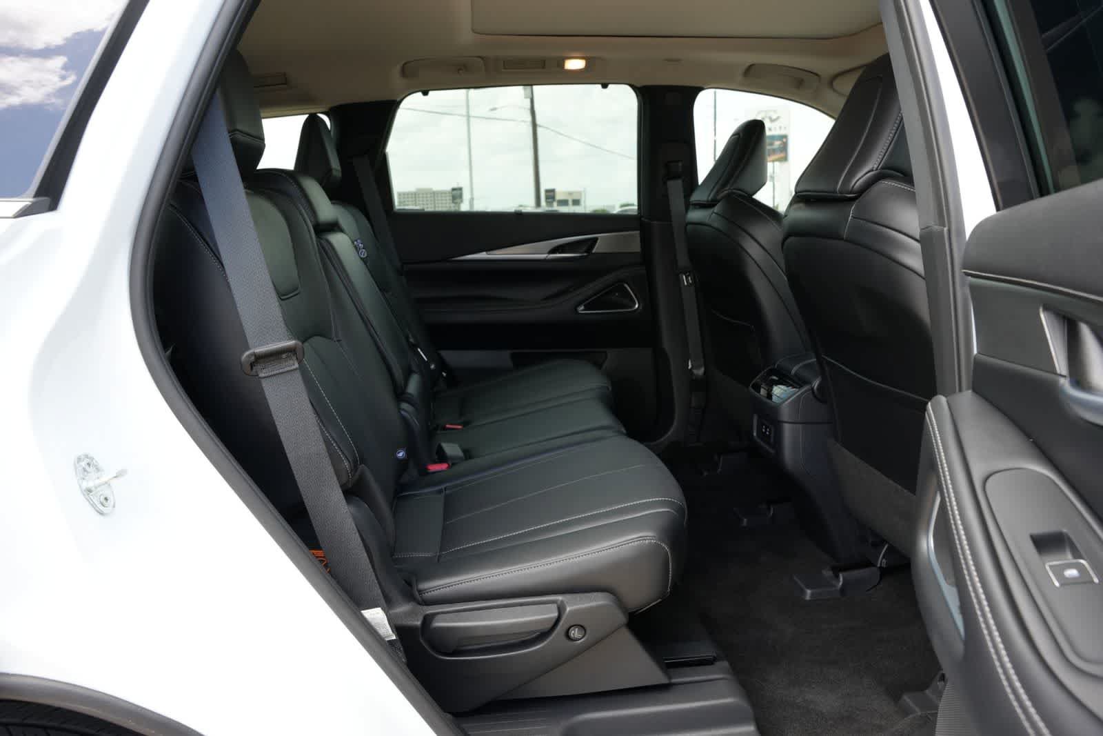Used 2026 INFINITI QX60 Luxe w/ Cargo Package AWD/4WD image 20